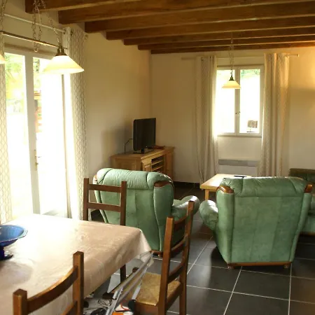 Modern Holiday Home With Private Pool Loubressac Kamer foto