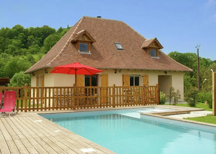 Modern Holiday Home With Private Pool